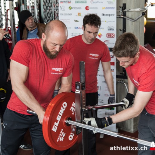 Bankdrücken Powerlifting MonsterGym